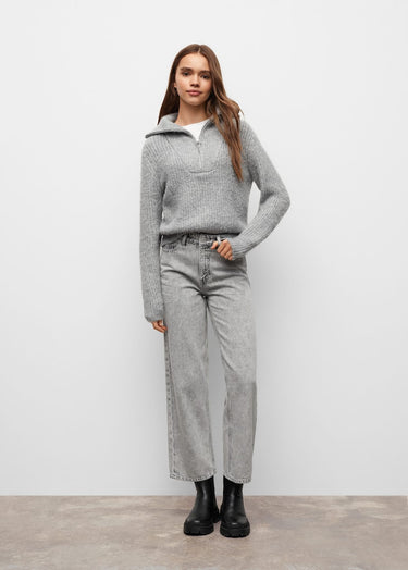 Zip knit sweater